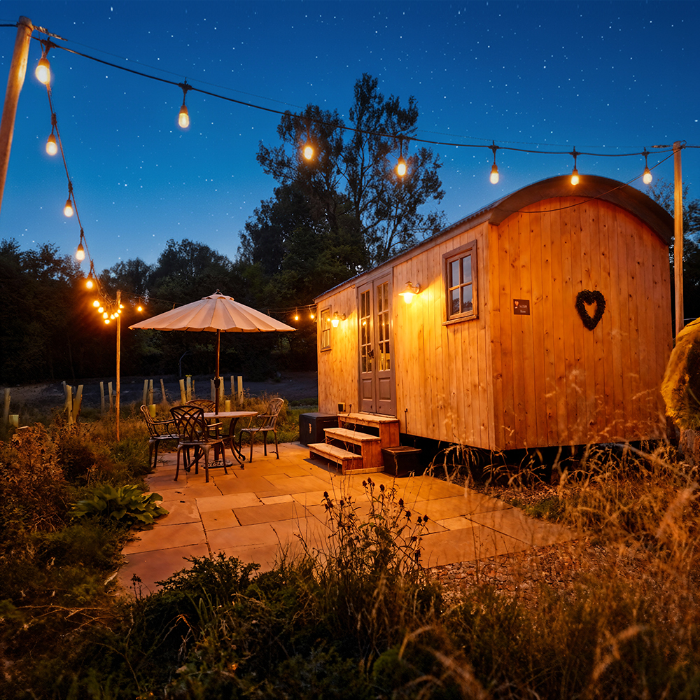 Betty Hut Into the Peaks